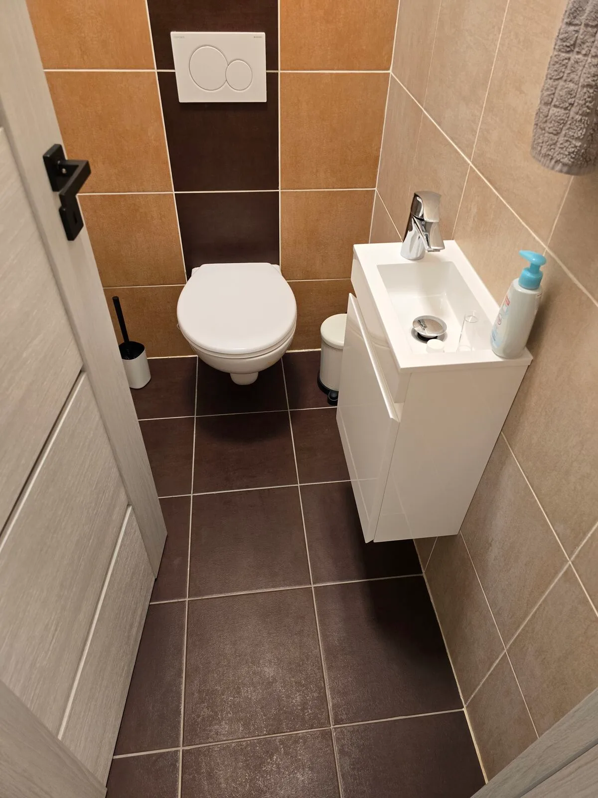 1_wc_Ceramic